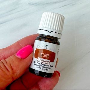 Brand New Clove Vitality Young Living Essential Oil 5ml Unopened Untampered